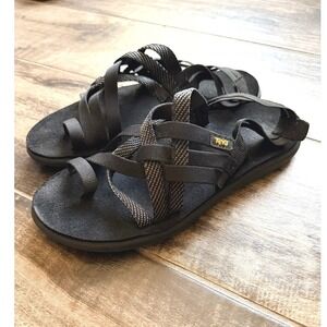 Teva Women's Voya Infinity Strappy Vegan Sandals,Hera Black,7